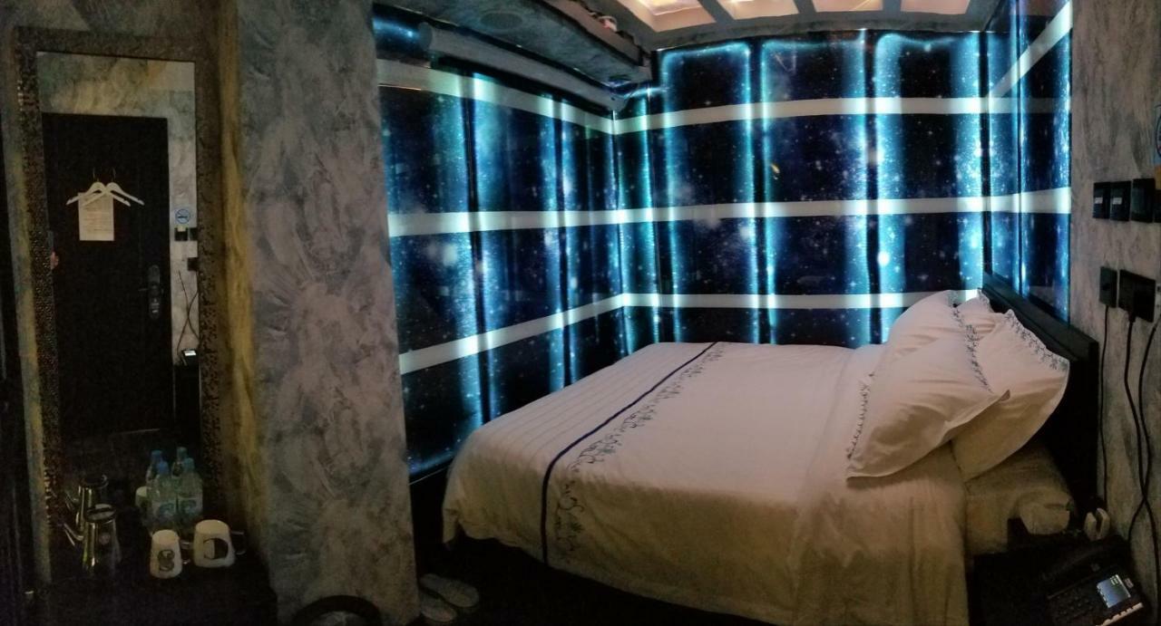 Star City Hotel Hongkong Buitenkant foto